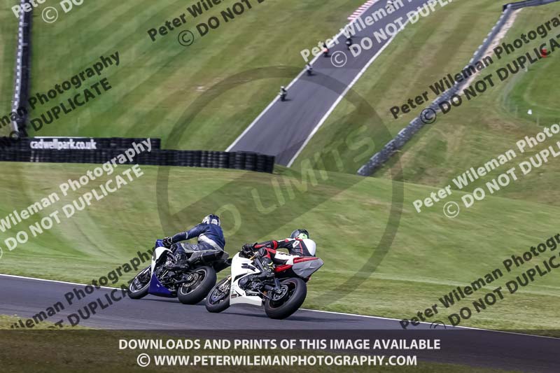 cadwell no limits trackday;cadwell park;cadwell park photographs;cadwell trackday photographs;enduro digital images;event digital images;eventdigitalimages;no limits trackdays;peter wileman photography;racing digital images;trackday digital images;trackday photos